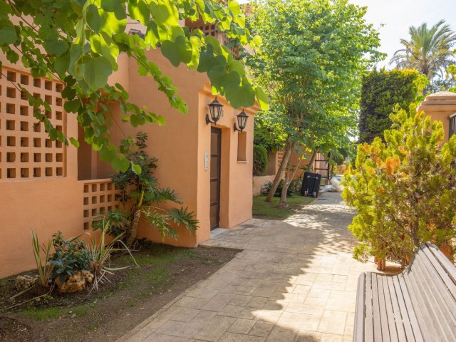 Apartamento con 2 Dormitorios  en New Golden Mile