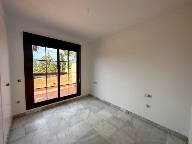 Apartamento con 2 Dormitorios  en New Golden Mile