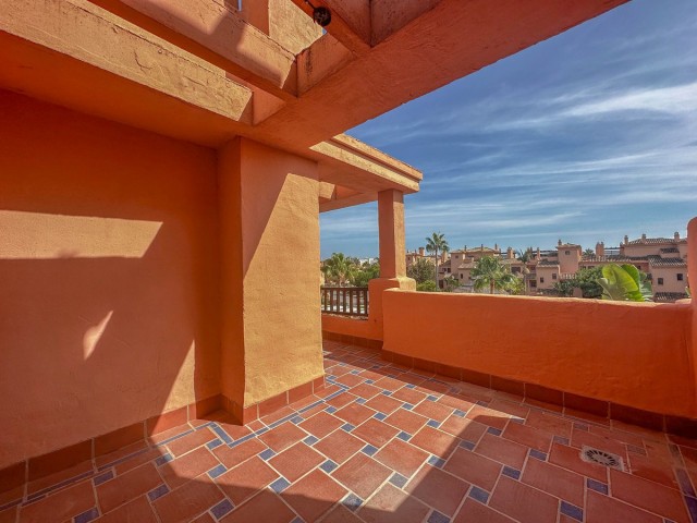 Apartamento con 2 Dormitorios  en New Golden Mile