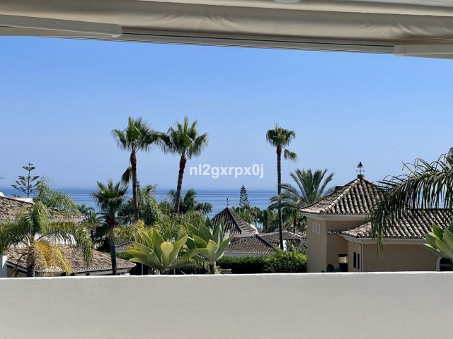 2 Schlafzimmer Apartment in Bahía de Marbella
