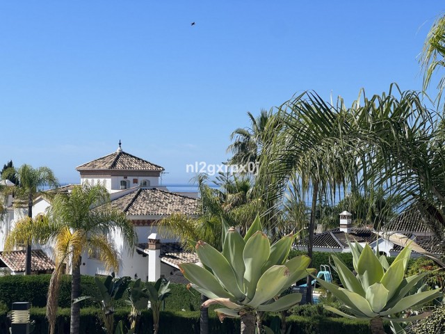 2 Schlafzimmer Apartment in Bahía de Marbella
