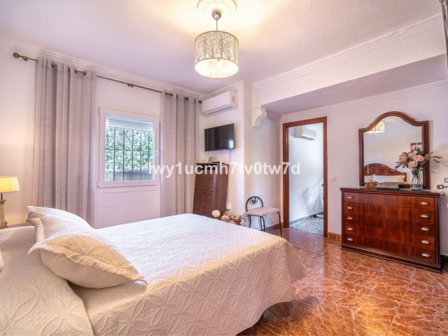 Villa avec 7 Chambres  à Málaga