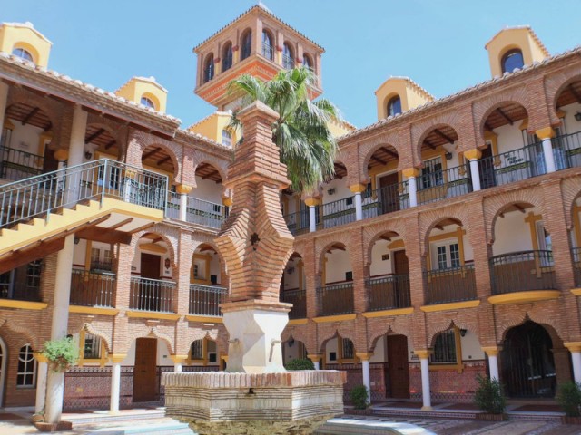 4 Bedrooms Apartment in Mijas Golf