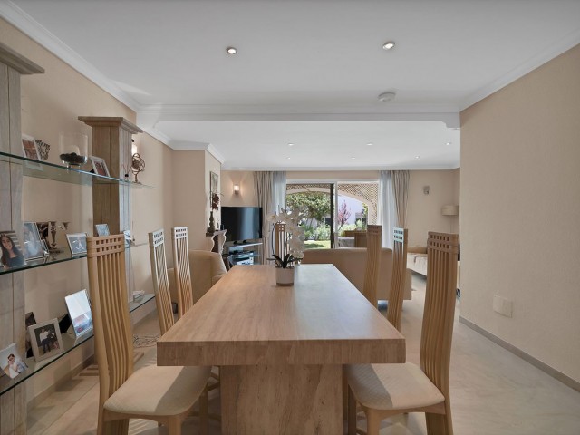 2 Bedrooms Apartment in New Golden Mile