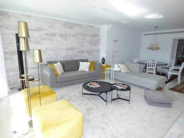 Apartment, Marbella, R2828030