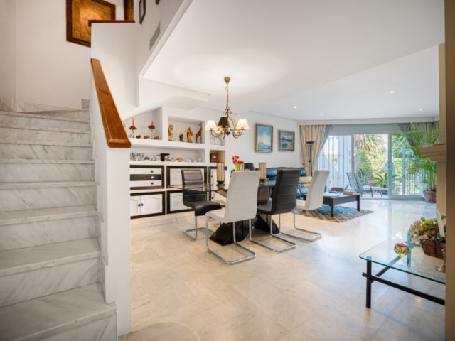 Townhouse, Sierra Blanca, R5018857