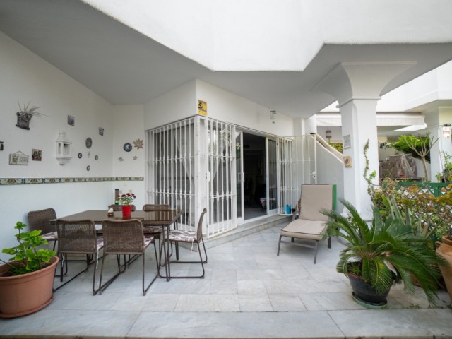 Maison mitoyenne avec 3 Chambres  à Sierra Blanca