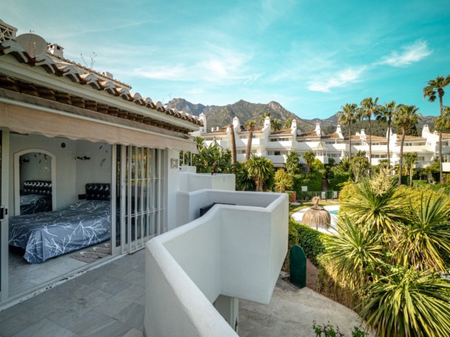 Maison mitoyenne avec 3 Chambres  à Sierra Blanca