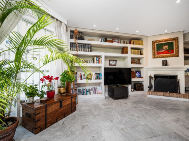 Maison mitoyenne avec 3 Chambres  à Sierra Blanca