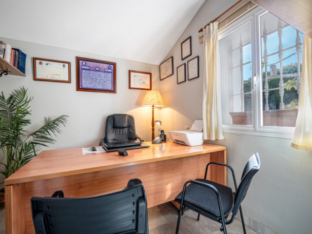 Maison mitoyenne avec 3 Chambres  à Sierra Blanca