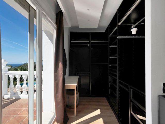 Villa avec 4 Chambres  à Marbella