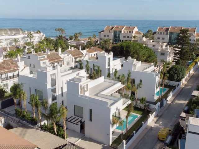 4 Bedrooms Villa in The Golden Mile