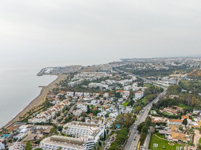 4 Bedrooms Villa in The Golden Mile