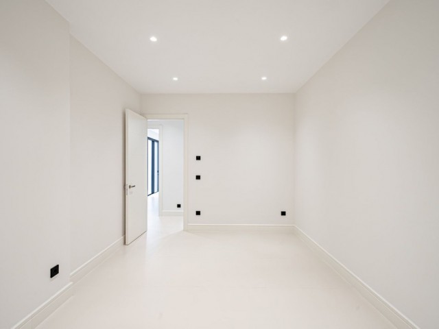 4 Bedrooms Villa in The Golden Mile