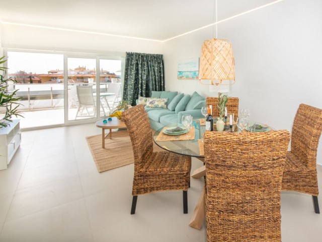Apartamento con 2 Dormitorios  en Carvajal