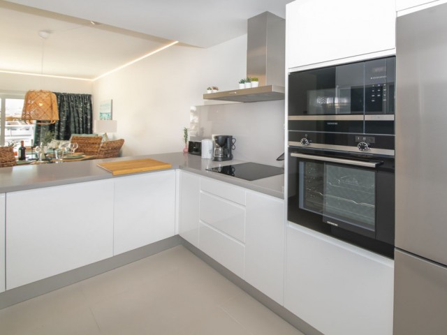 Apartamento con 2 Dormitorios  en Carvajal