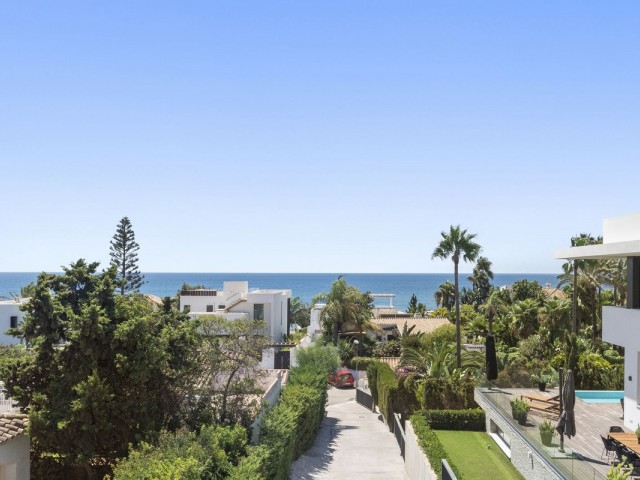 6 Schlafzimmer Villa in Costabella