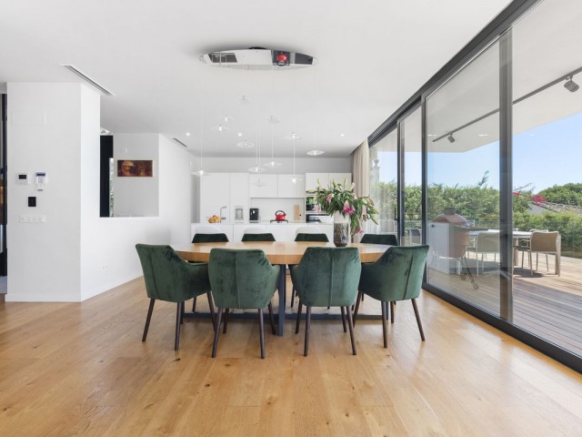 6 Schlafzimmer Villa in Costabella