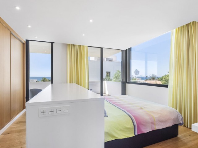 6 Schlafzimmer Villa in Costabella