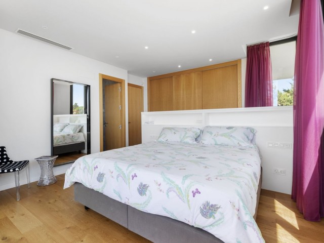 6 Schlafzimmer Villa in Costabella