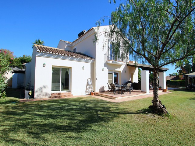 4 Makuuhuoneen Huvila Mijas Golf