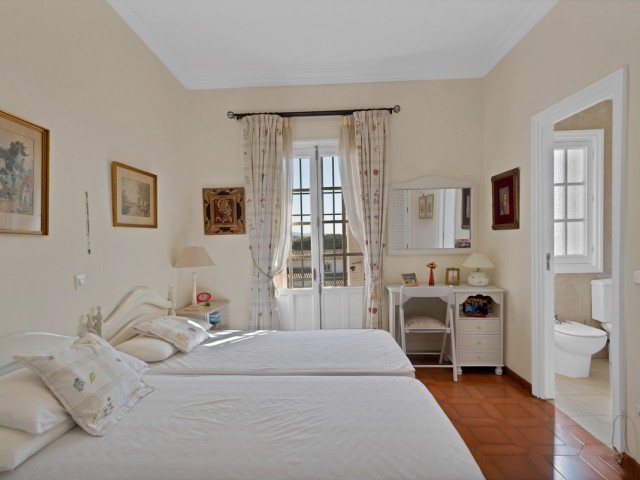 6 Sovrums Villa i Las Brisas
