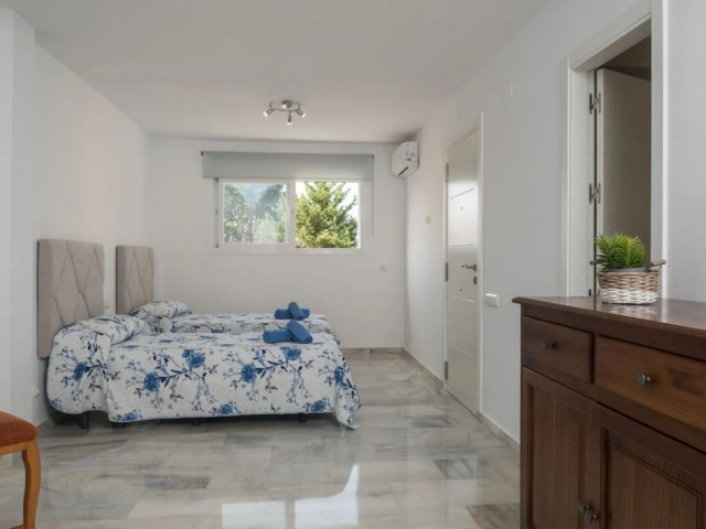 4 Slaapkamer Rijtjeshuis in Atalaya