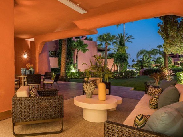 Appartement avec 3 Chambres  à New Golden Mile