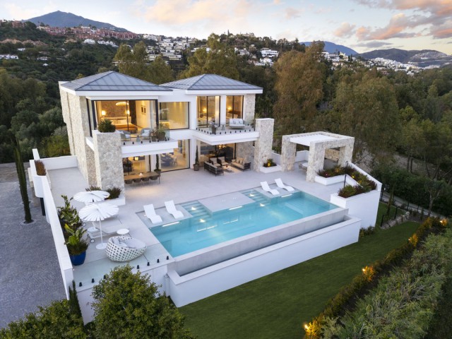 5 Sovrums Villa i La Quinta