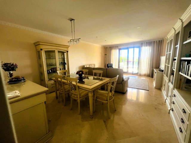 2 Slaapkamer Appartement in El Paraiso