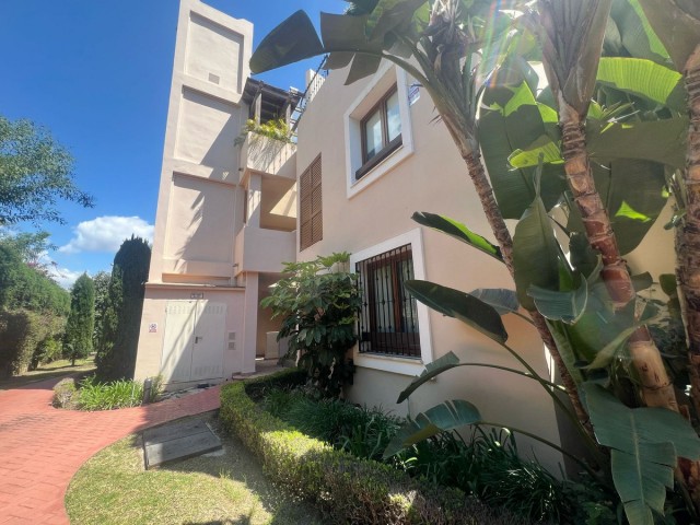 2 Slaapkamer Appartement in El Paraiso