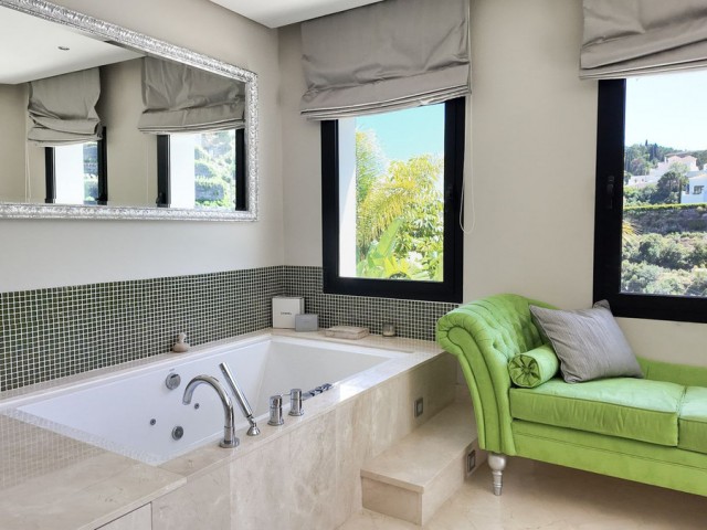 5 Schlafzimmer Villa in El Madroñal