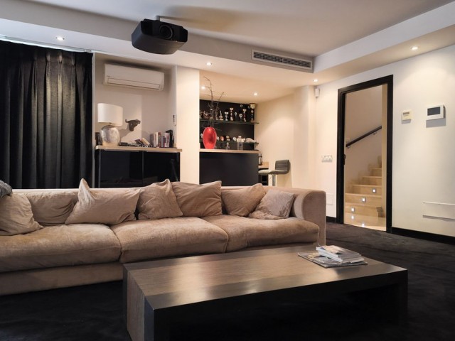5 Schlafzimmer Villa in El Madroñal