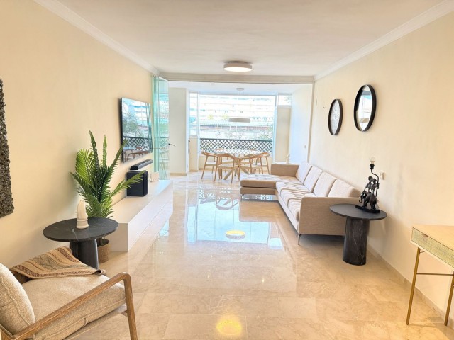Huoneisto, Puerto Banús, R4719136