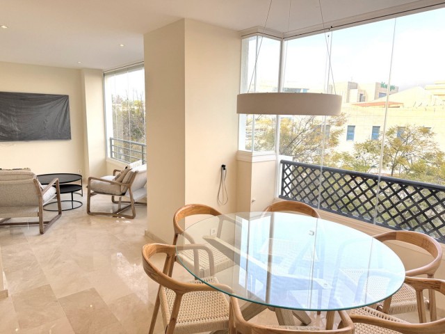 Huoneisto, Puerto Banús, R4719136