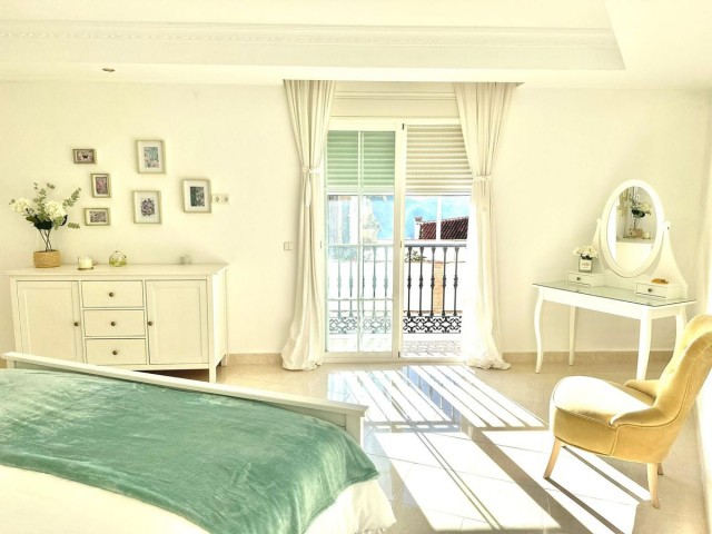 4 Schlafzimmer Villa in Ojén