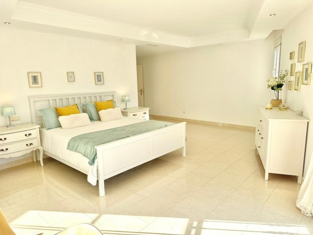 4 Schlafzimmer Villa in Ojén