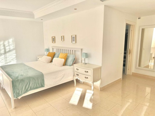 4 Schlafzimmer Villa in Ojén