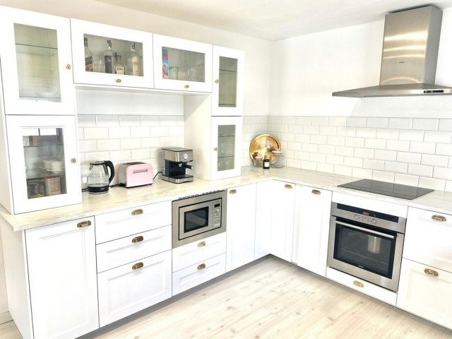 4 Schlafzimmer Villa in Ojén