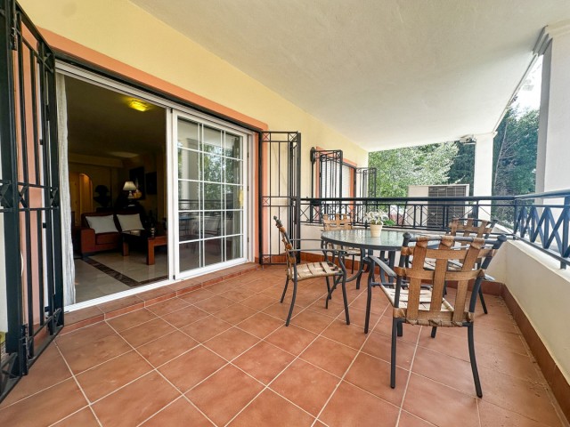 2 Schlafzimmer Apartment in Nueva Andalucía