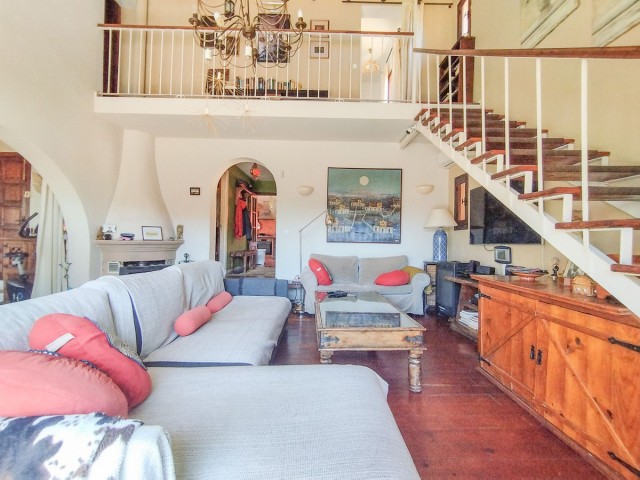 6 Sovrums Villa i Cabopino