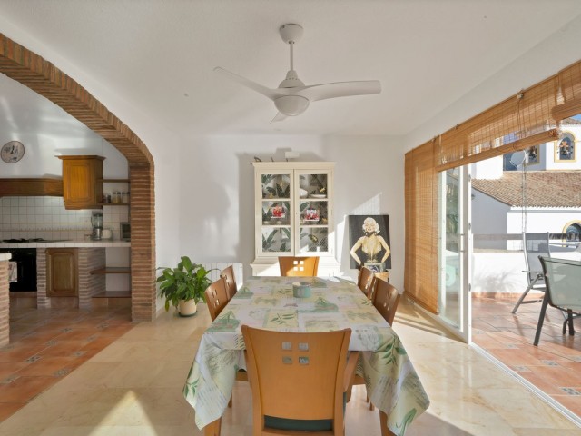 3 Makuuhuoneen Huoneisto Benahavís