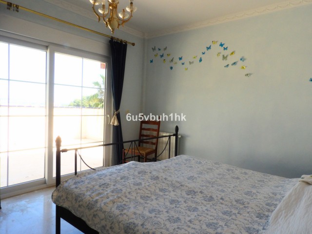 3 Bedrooms Villa in Fuengirola