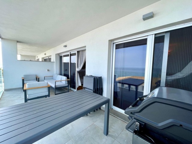 Apartamento con 3 Dormitorios  en Mijas