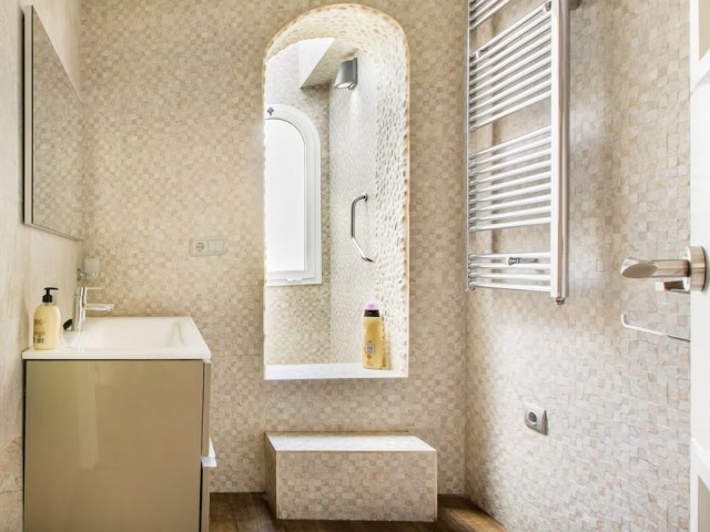 5 Slaapkamer Rijtjeshuis in Nueva Andalucía