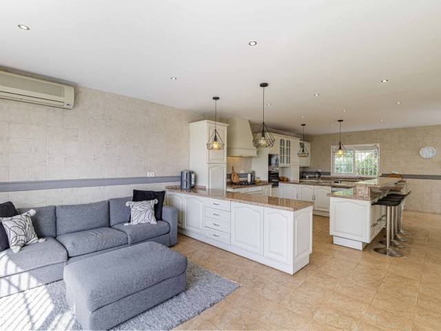 5 Schlafzimmer Villa in El Paraiso