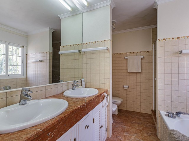 5 Schlafzimmer Villa in El Paraiso