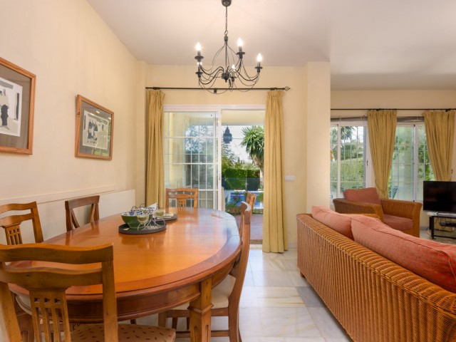4 Sovrums Villa i Estepona