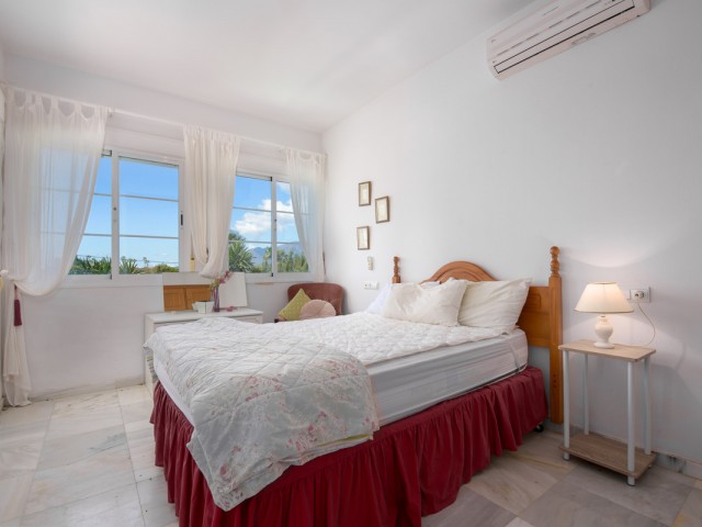 4 Sovrums Villa i Estepona