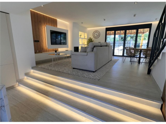 2 Schlafzimmer Villa in Casares Playa